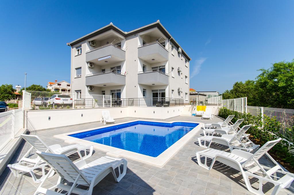 Apartments Villa Theodor Okrug Gornji Quarto foto